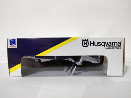 New Ray Toys 1:12 Husqvarna FS 450 Toy Model Supermoto